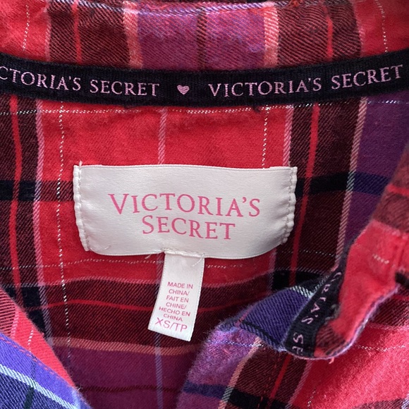 Victoria’s Secret Flannel Purple Red Pink Long Sleeve Nightgown Size XS - Picture 2 of 6
